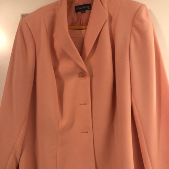 Evan-Picone Dresses & Skirts - Women's Pink Evan-Picone Suit